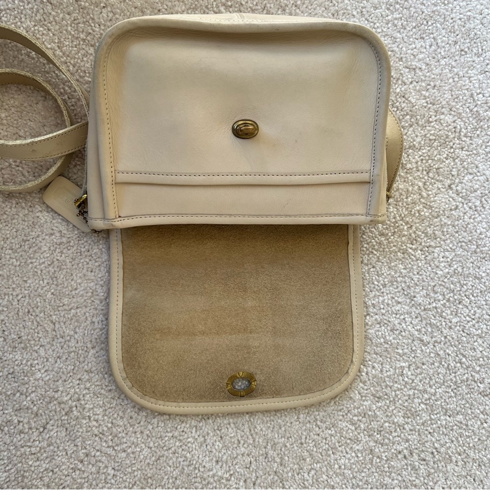 Coach Collegiate Bag #9815 in Bone color Made in USA - Picture 7 of 10